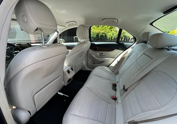 Mercedes-Benz Klasa C cena 67650 przebieg: 260608, rok produkcji 2015 z Wrocław małe 106